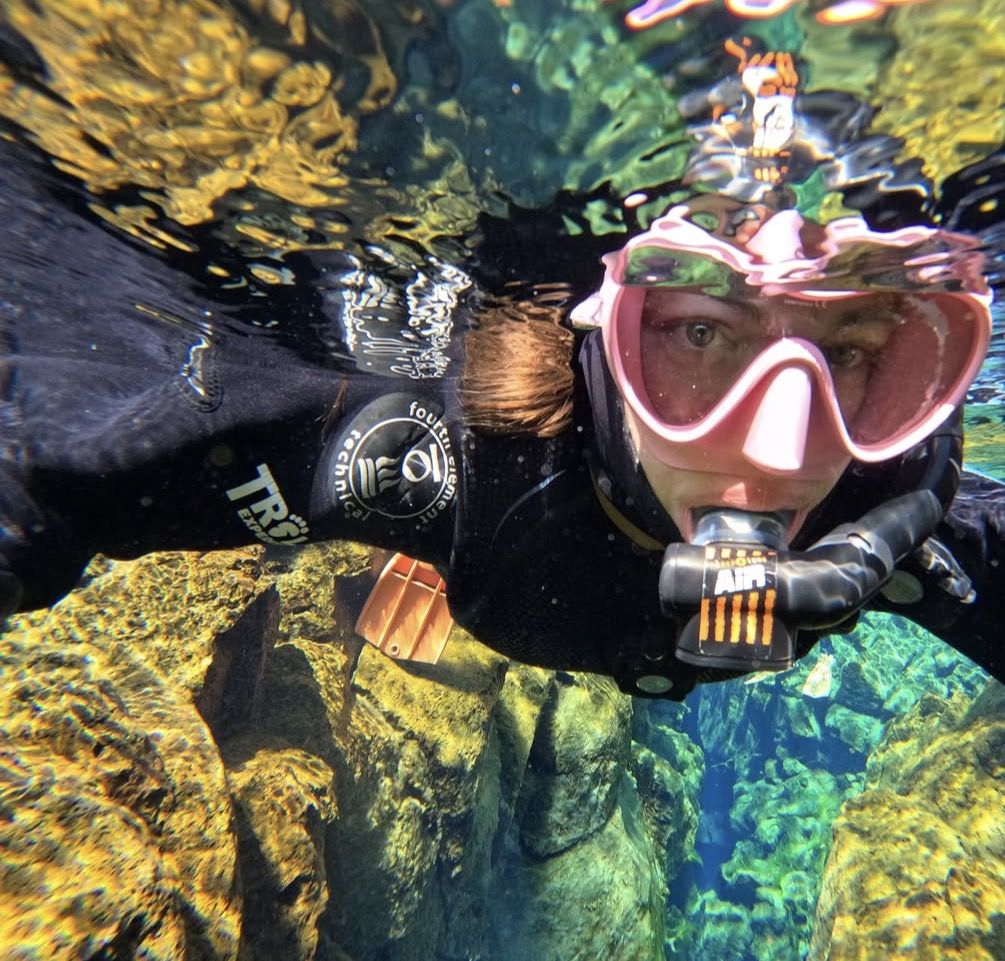 Silfra Fissure Guided Snorkeling in Thingvellir with Free Photos